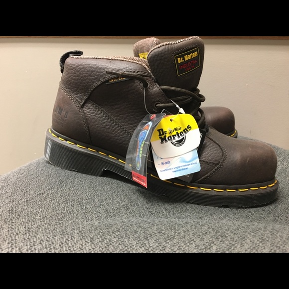 Dr. Martens women’s steel toe brown boots *SOLD - Picture 1 of 3
